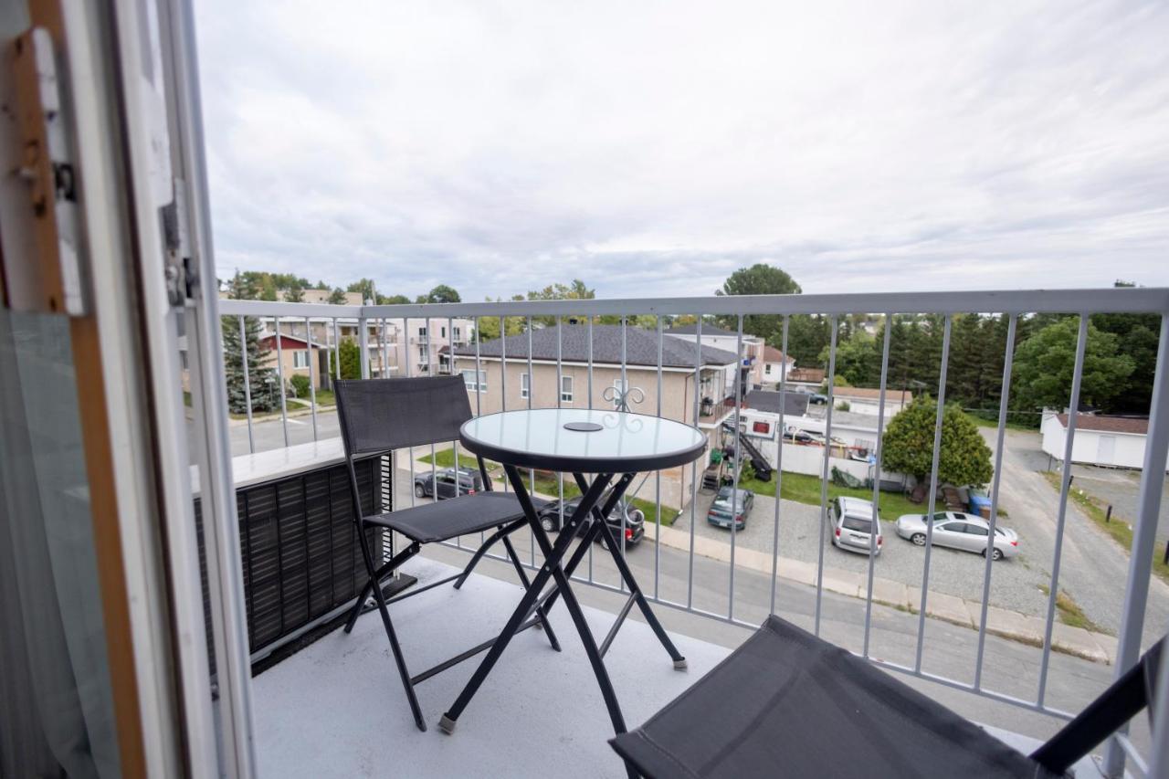 Le Contemporain Appartement Rouyn-Noranda Buitenkant foto